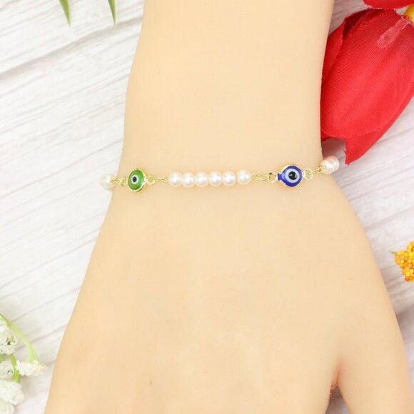 "Trendy Handmade Bracelet – A Thoughtful Gift for Girls & Women | UNVRC1452 - Picture 3 of 11